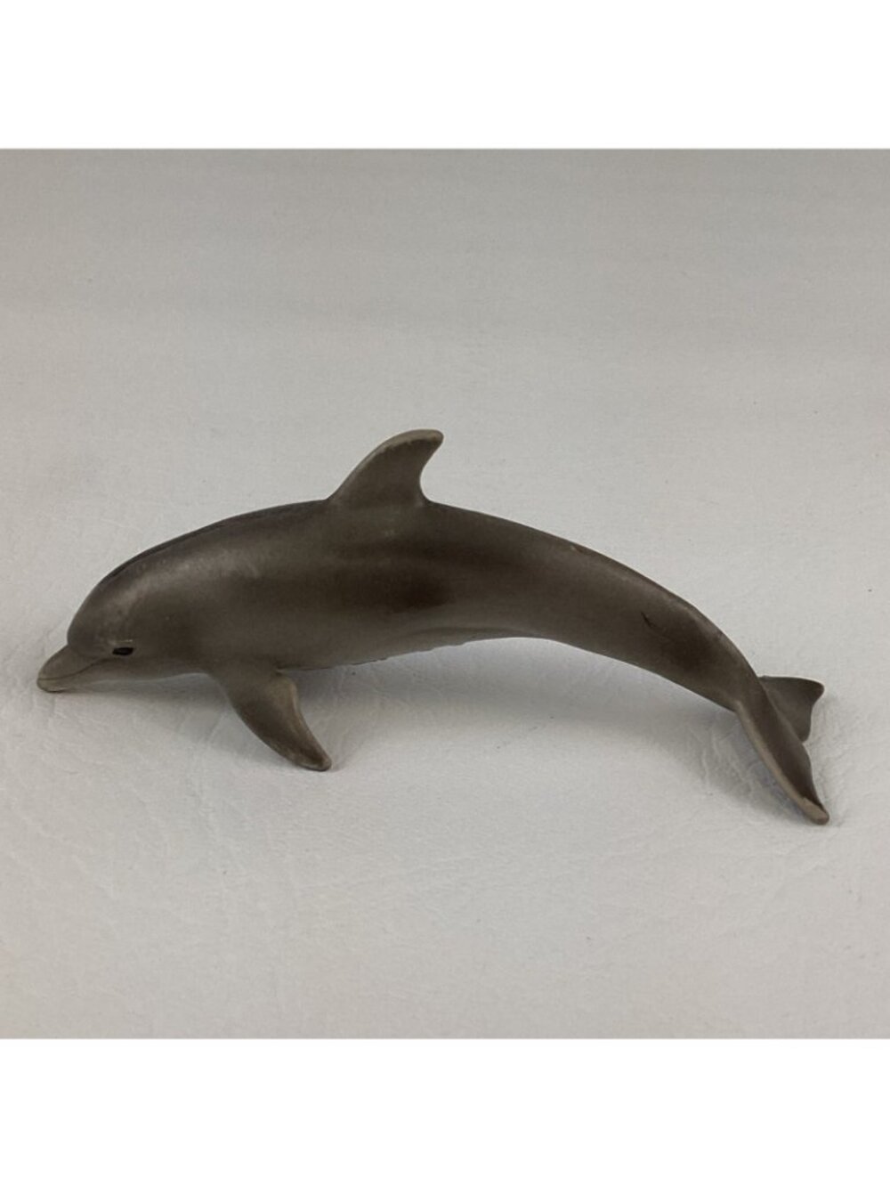 Schleich Dolphin Realistic Lifelike Wild Animal Toy 4" Figure 2012 Marine - Picture 2 of 7